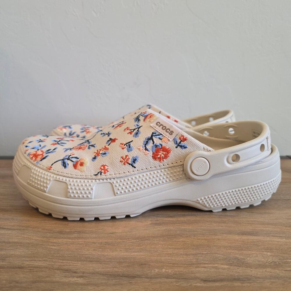 Crocs Classic Crafted Floral Clogs Womens 9 Frappe Embroidered Canvas Comfort - Picture 3 of 8